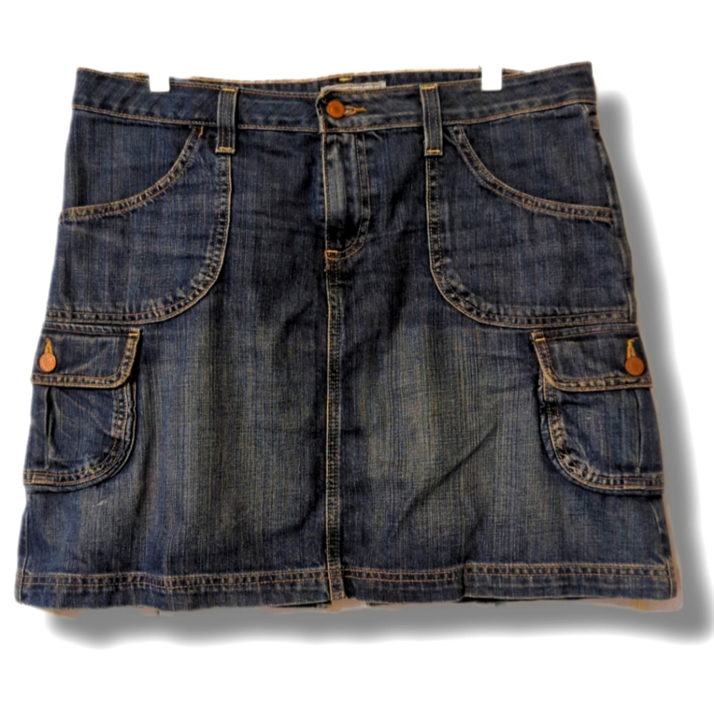 Old Navy Size 10 Dark Jean/Denim Skirt with Pockets
